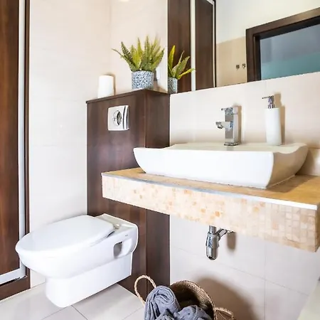 Apartman Superapart Kocjana - Z Ogrodkiem, Parking Varsó